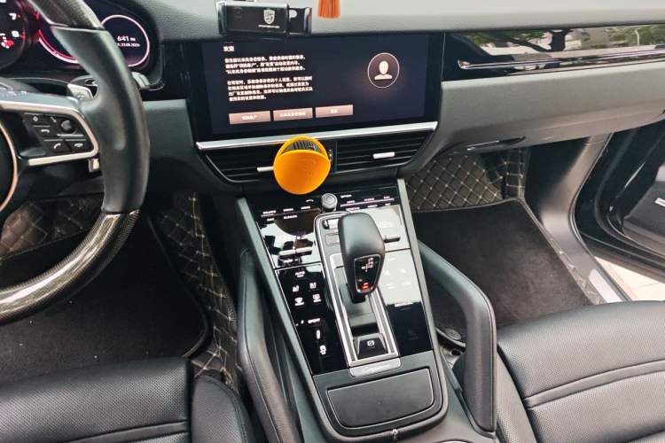 Used Porsche Cayenne  Audio And AC Panel