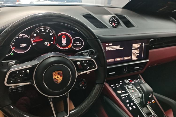 Used Porsche Cayenne 2022 Cayenne 3.0T Platinum Edition Center Console