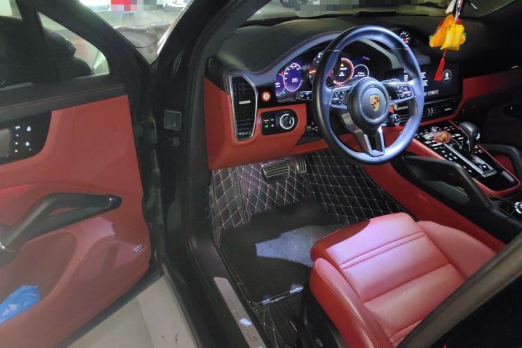 Used Porsche Cayenne 2022 Cayenne S 2.9T Platinum Edition Driver Seat