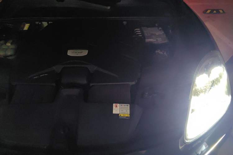 Used Porsche Cayenne 2022 Cayenne S 2.9T Platinum Edition Engine Bay Left