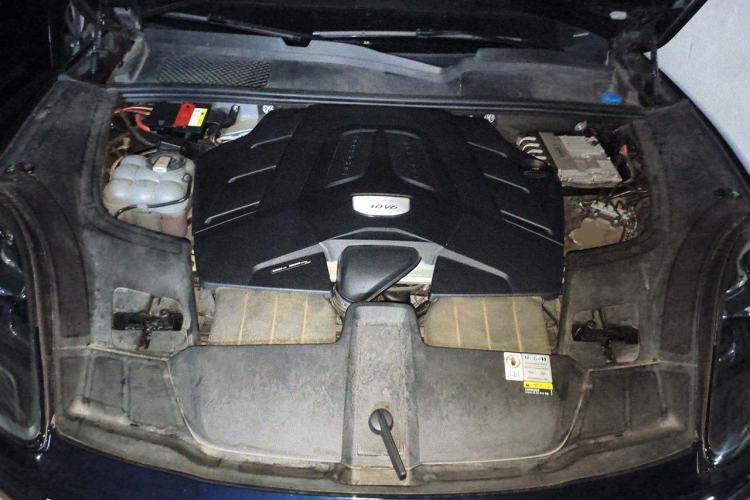 Used Porsche Cayenne 2022 Cayenne 3.0T Platinum Edition Engine Bay
