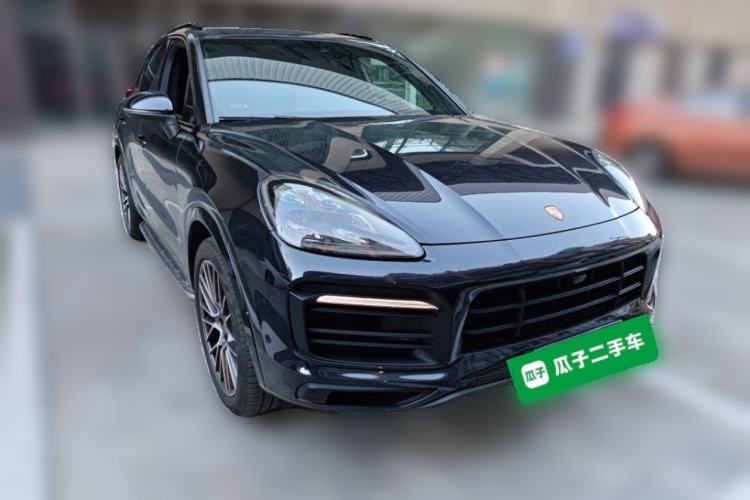 Used Porsche Cayenne 2022 Cayenne S 2.9T Platinum Edition Front Right 45 Deg