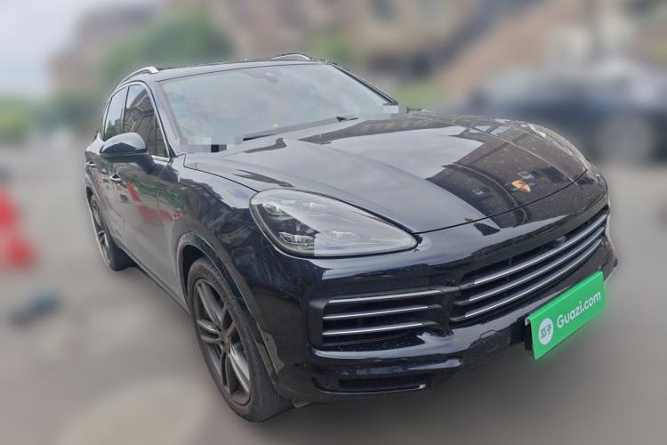 Used Porsche Cayenne 2022 Cayenne 3.0T Platinum Edition Front Right 45 Deg
