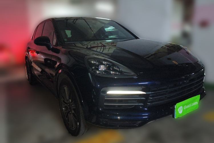 Used Porsche Cayenne 2022 Cayenne 3.0T Platinum Edition Front Right 45 Deg