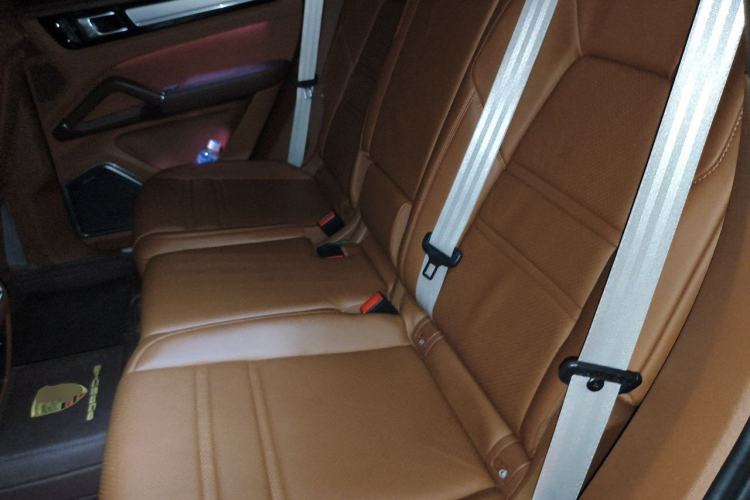 Used Porsche Cayenne 2022 Cayenne 3.0T Platinum Edition Left Rear Seat