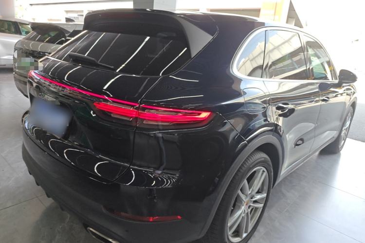 Used Porsche Cayenne 2022 Cayenne 3.0T Platinum Edition Rear Right 45 Deg