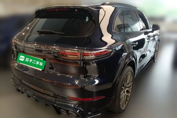 Used Porsche Cayenne 2022 Cayenne 3.0T Platinum Edition Rear Right 45 Deg