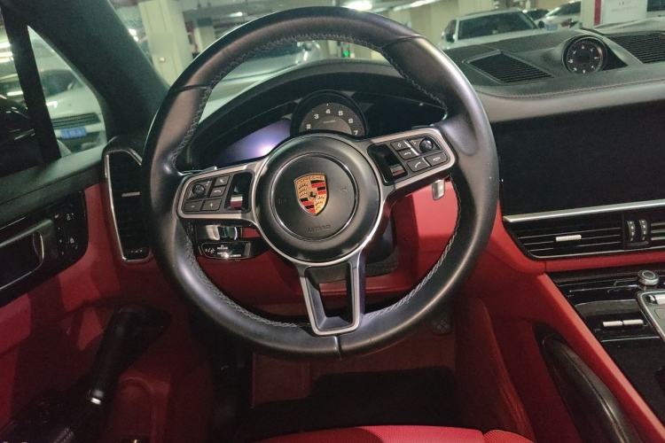 Used Porsche Cayenne 2022 Cayenne 3.0T Platinum Edition Steering Wheel