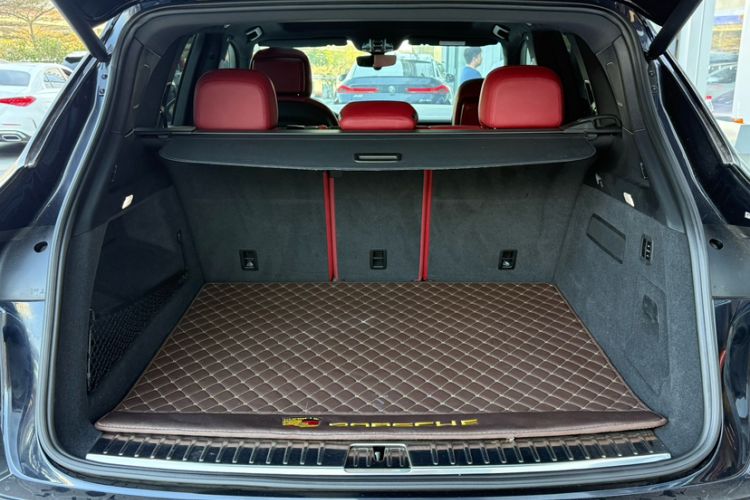 Used Porsche Cayenne 2022 Cayenne 3.0T Platinum Edition Trunk