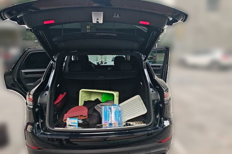 Used Porsche Cayenne  Trunk
