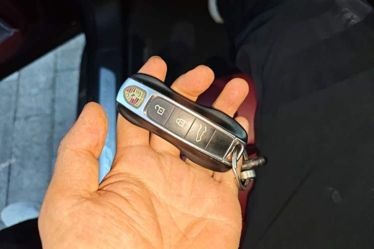 Used Porsche Cayenne 2022 Cayenne S 2.9T Platinum Edition Vehicle Key