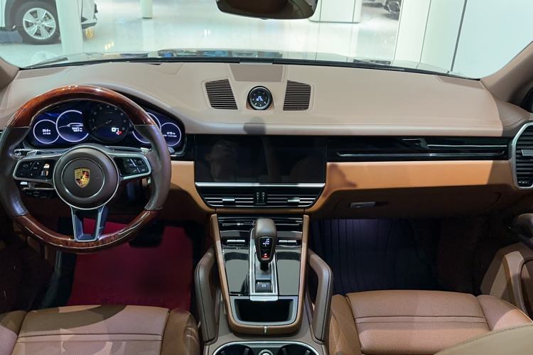 Used Porsche Cayenne 2022 Cayenne 3.0T Platinum Edition Interior 3