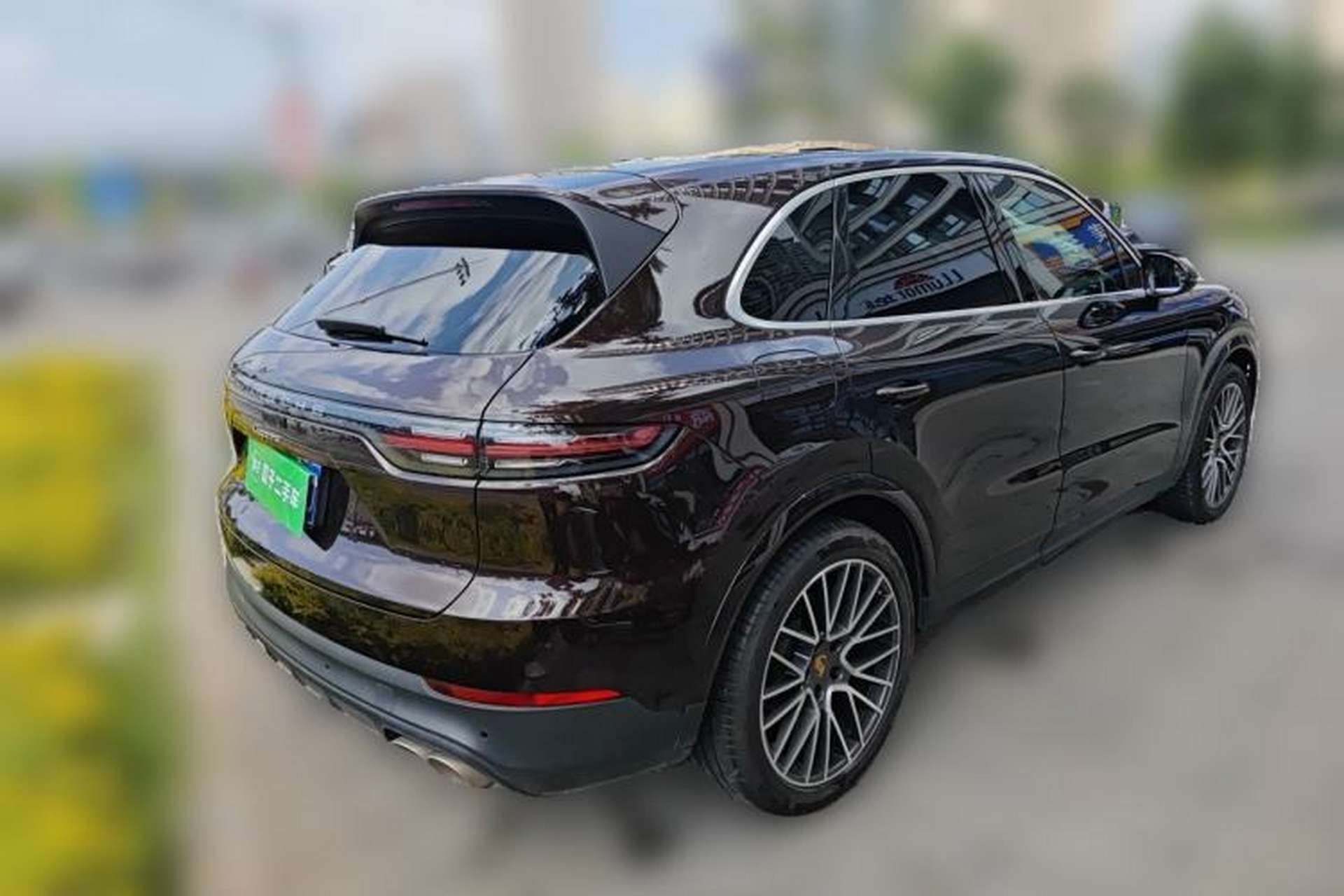 Used Porsche Cayenne 2022 Cayenne 3.0T Platinum Edition Rear Right 45 Deg