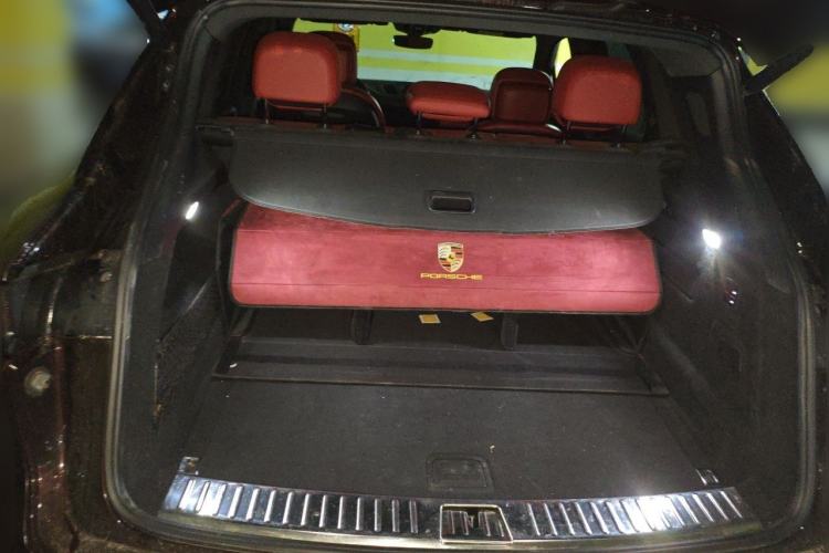 Used Porsche Cayenne 2022 Cayenne 3.0T Platinum Edition Trunk