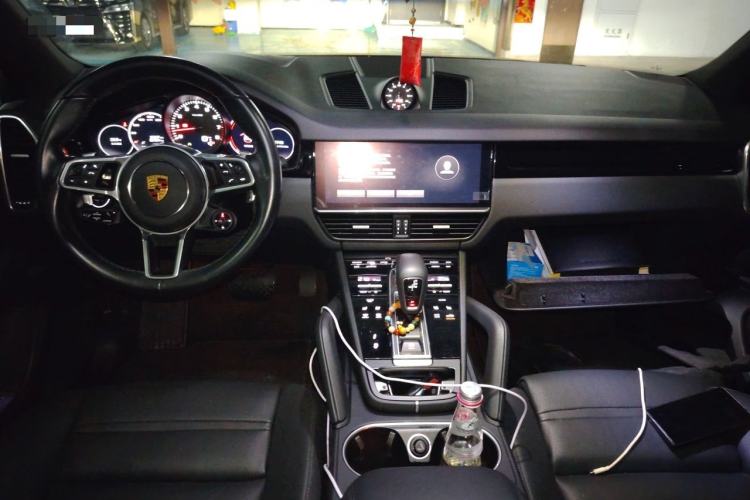 Used Porsche Cayenne 2022 Cayenne 3.0T Platinum Edition Center Console