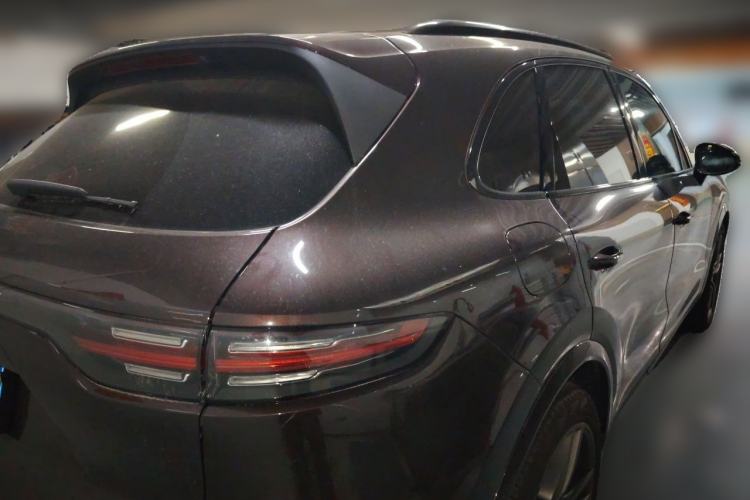 Used Porsche Cayenne 2022 Cayenne 3.0T Platinum Edition Rear Right 45 Deg
