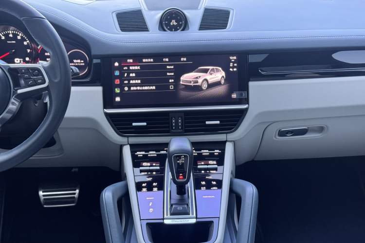 Used Porsche Cayenne 2022 Cayenne S 2.9T Platinum Edition Audio And AC Panel