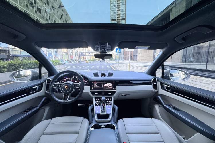 Used Porsche Cayenne 2022 Cayenne S 2.9T Platinum Edition Headliner