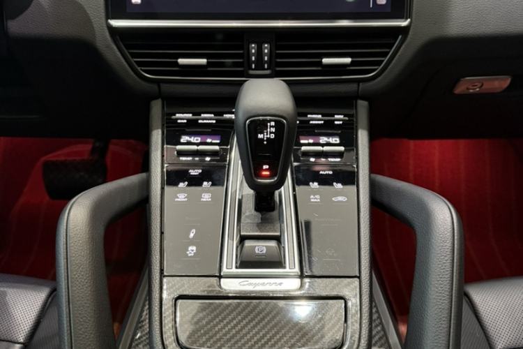 Used Porsche Cayenne 2022 Cayenne 3.0T Platinum Edition Interior 4