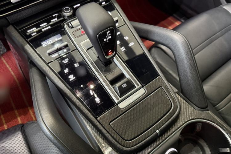 Used Porsche Cayenne 2022 Cayenne 3.0T Platinum Edition Interior 5