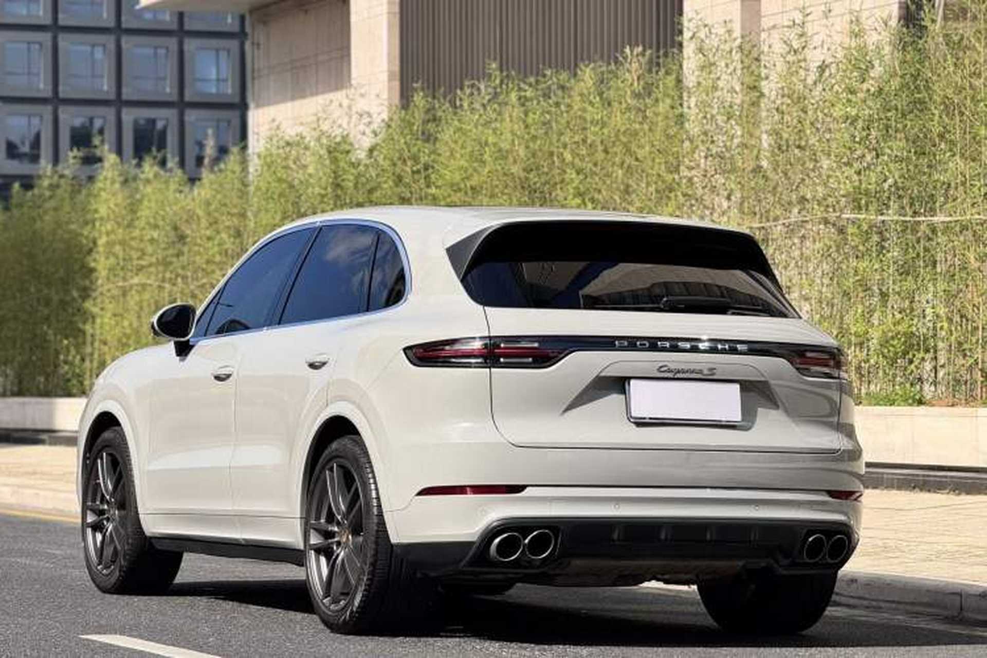 Used Porsche Cayenne 2022 Cayenne S 2.9T Platinum Edition Rear Left 45 Deg