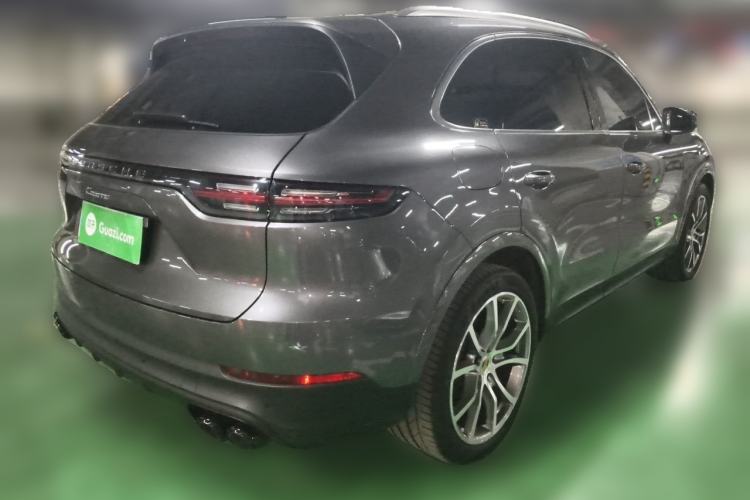 Used Porsche Cayenne 2022 Cayenne 3.0T Platinum Edition Rear Right 45 Deg