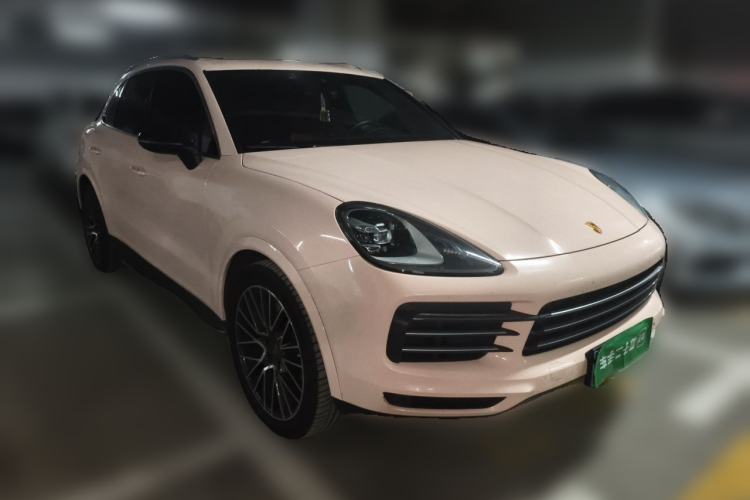 Used Porsche Cayenne 2022 Cayenne 3.0T Platinum Edition Front Right 45 Deg