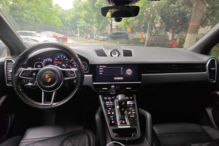 Used Porsche Cayenne 2022 Cayenne 3.0T Platinum Edition Center Console