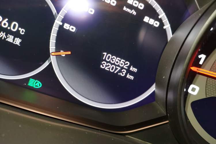 Used Porsche Cayenne 2022 Cayenne 3.0T Platinum Edition Odometer Close Up