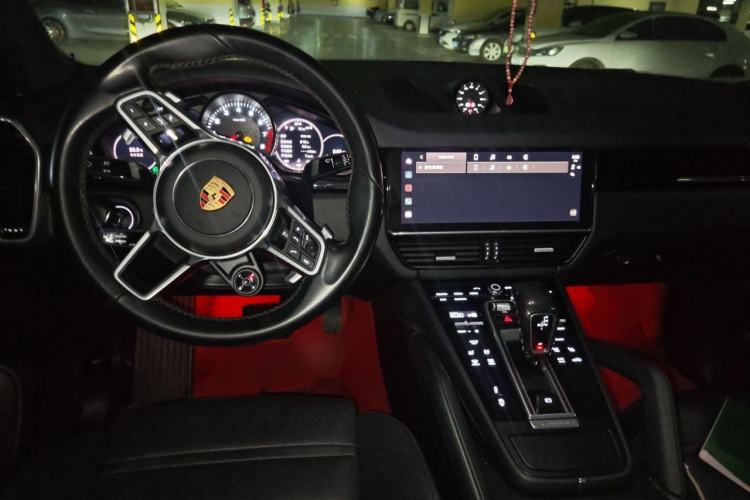 Used Porsche Cayenne 2022 Cayenne 3.0T Platinum Edition Center Console
