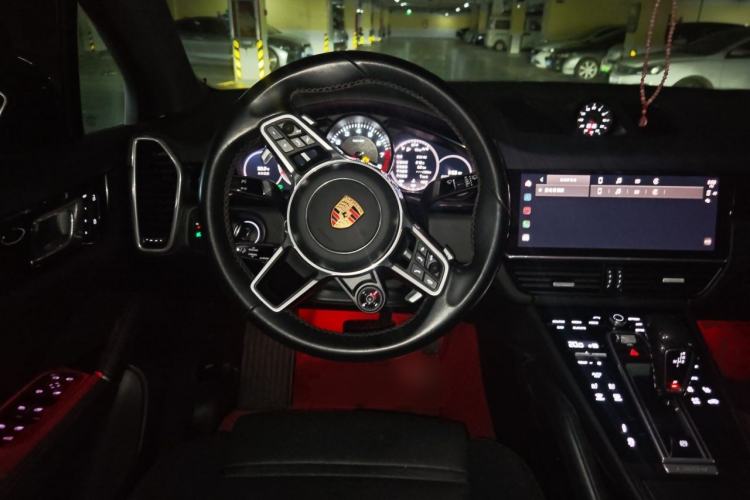 Used Porsche Cayenne 2022 Cayenne 3.0T Platinum Edition Steering Wheel