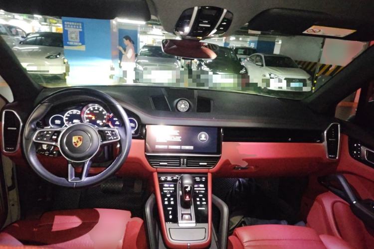 Used Porsche Cayenne 2022 Cayenne 3.0T Platinum Edition Center Console