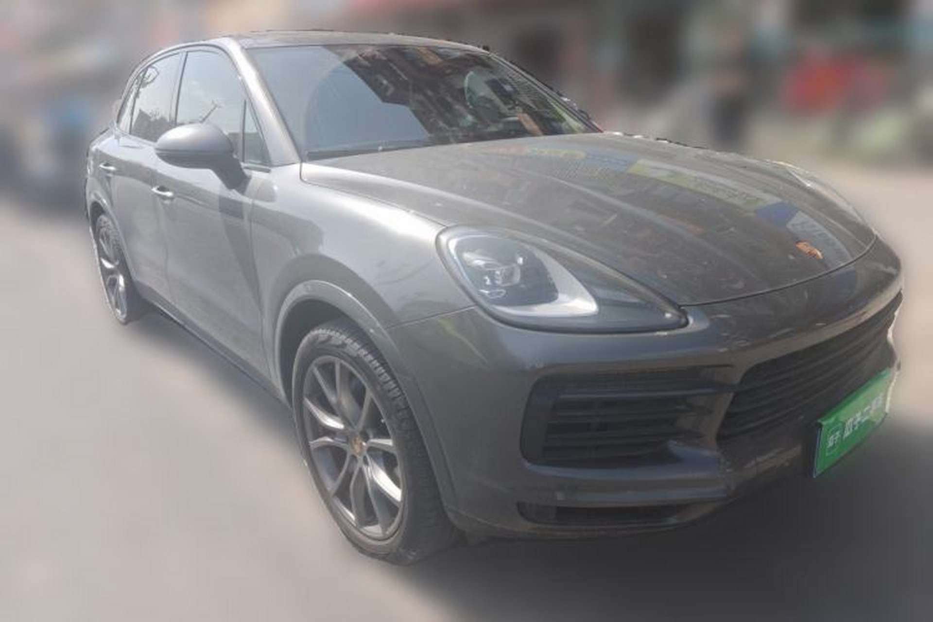 Used Porsche Cayenne 2022 Cayenne 3.0T Platinum Edition Front Right 45 Deg