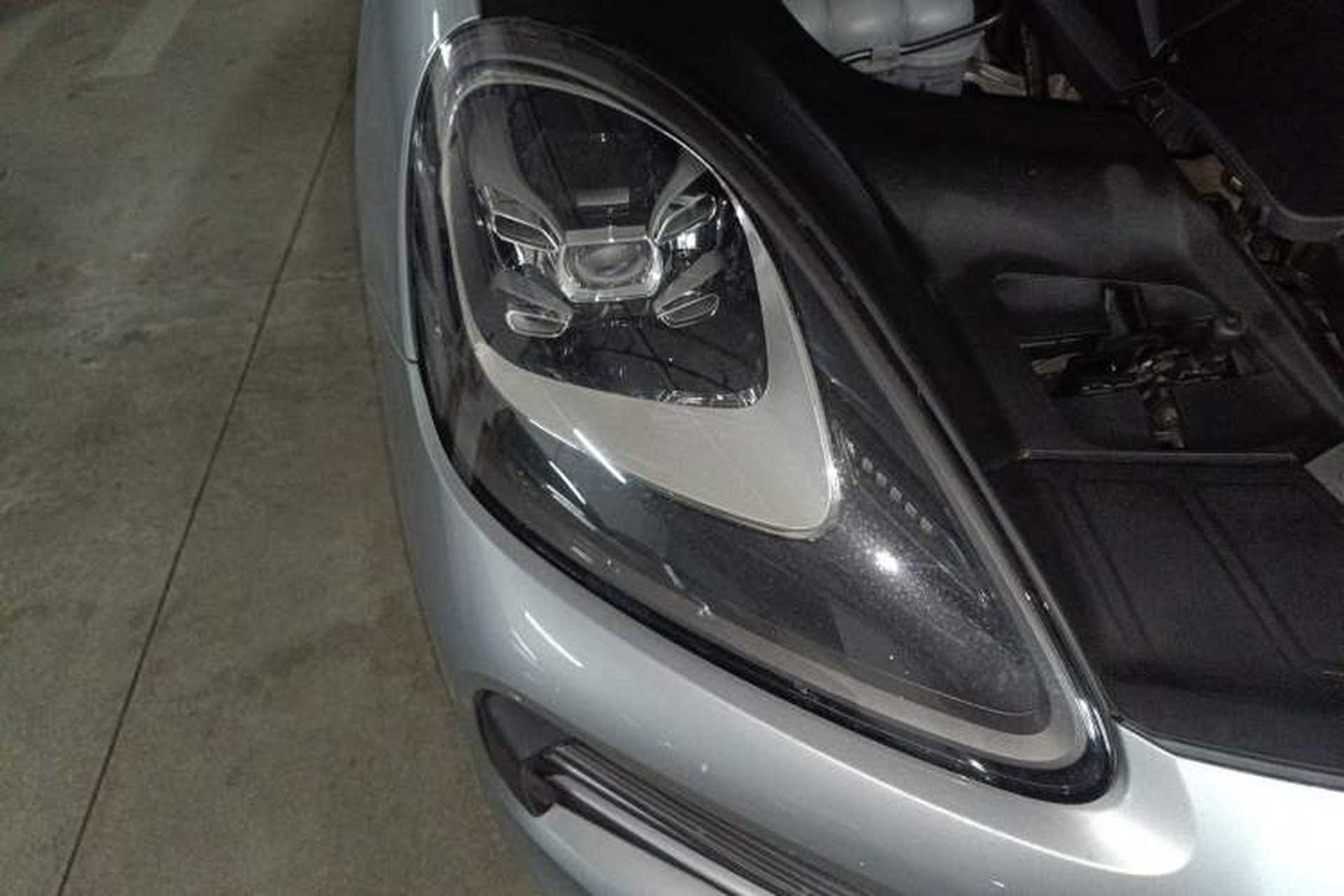 Used Porsche Cayenne 2022 Cayenne 3.0T Platinum Edition Right Front Headlight