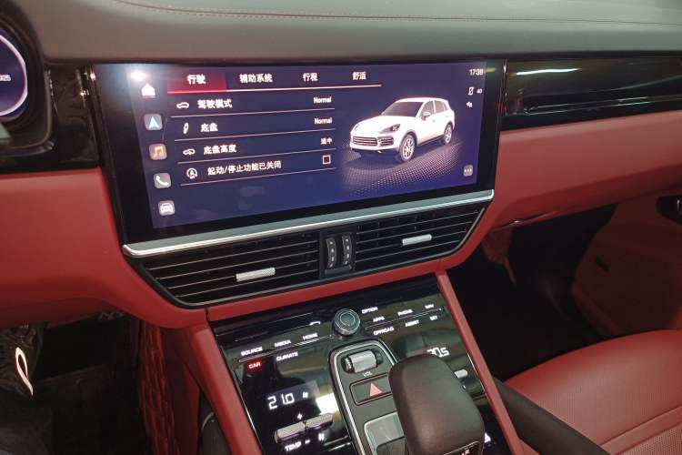Used Porsche Cayenne 2022 Cayenne 3.0T Platinum Edition Audio And AC Panel