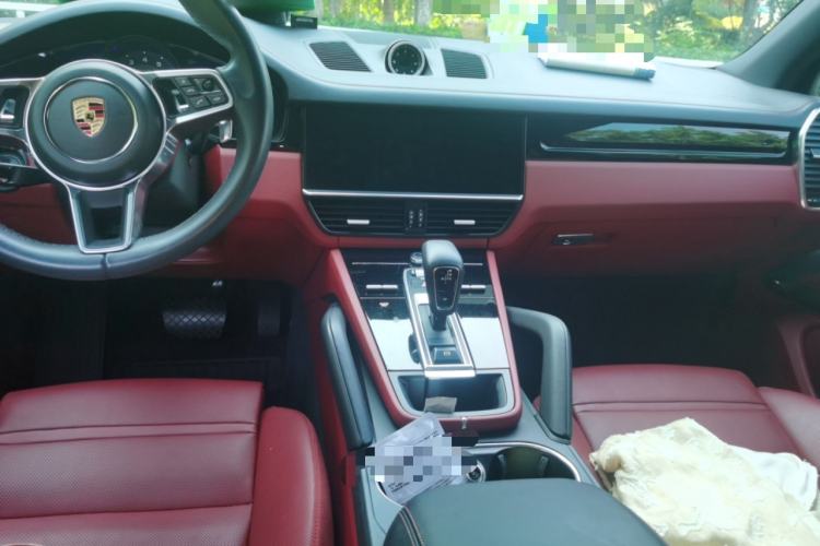 Used Porsche Cayenne 2022 Cayenne 3.0T Platinum Edition Center Console