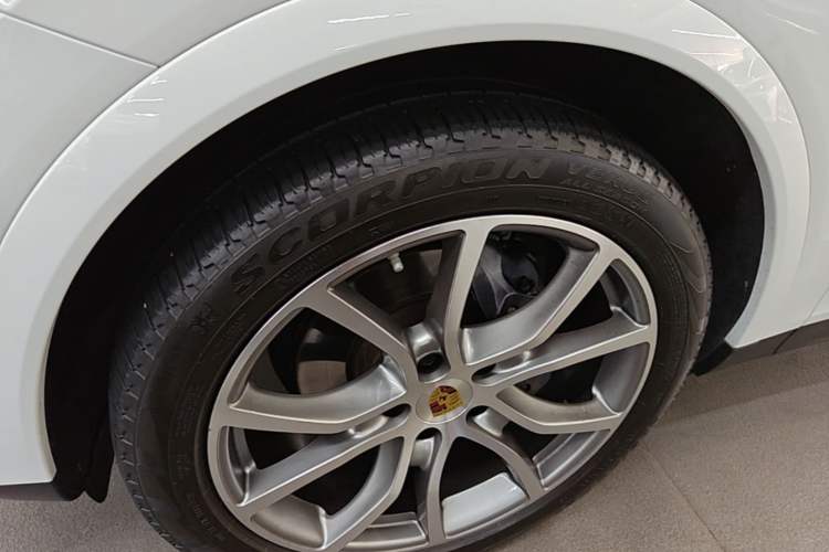 Used Porsche Cayenne 2022 Cayenne 3.0T Platinum Edition Exterior 4