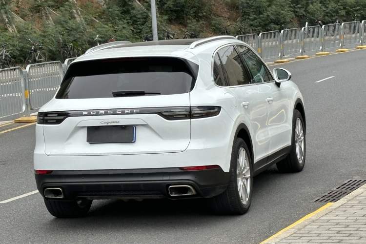Used Porsche Cayenne 2022 Cayenne 3.0T Platinum Edition Exterior 7