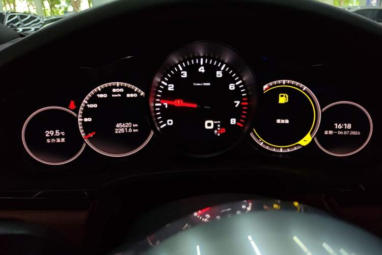 Used Porsche Cayenne 2022 Cayenne 3.0T Platinum Edition Instrument Cluster