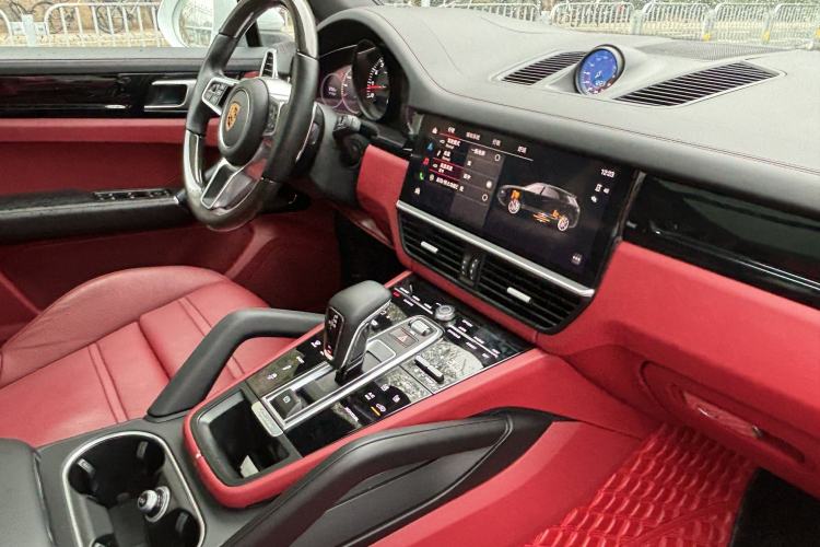 Used Porsche Cayenne 2022 Cayenne 3.0T Platinum Edition Interior 3