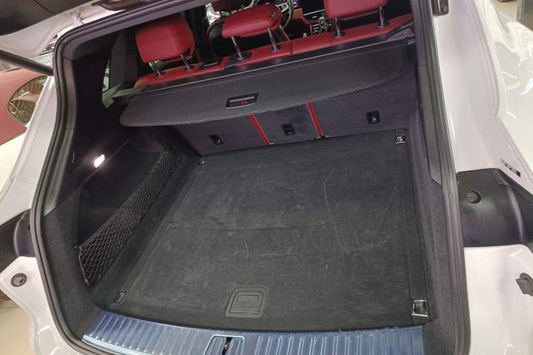 Used Porsche Cayenne 2022 Cayenne 3.0T Platinum Edition Trunk