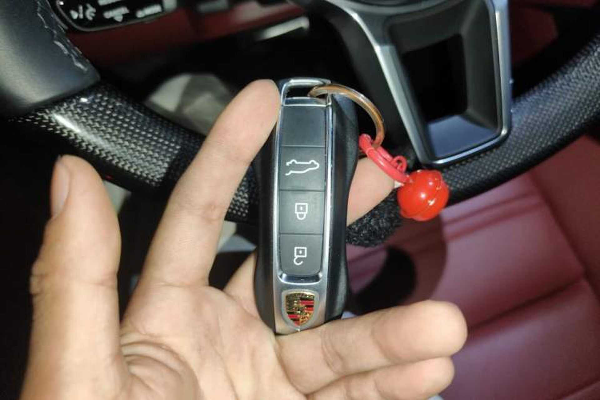 Used Porsche Cayenne 2022 Cayenne S 2.9T Platinum Edition Vehicle Key