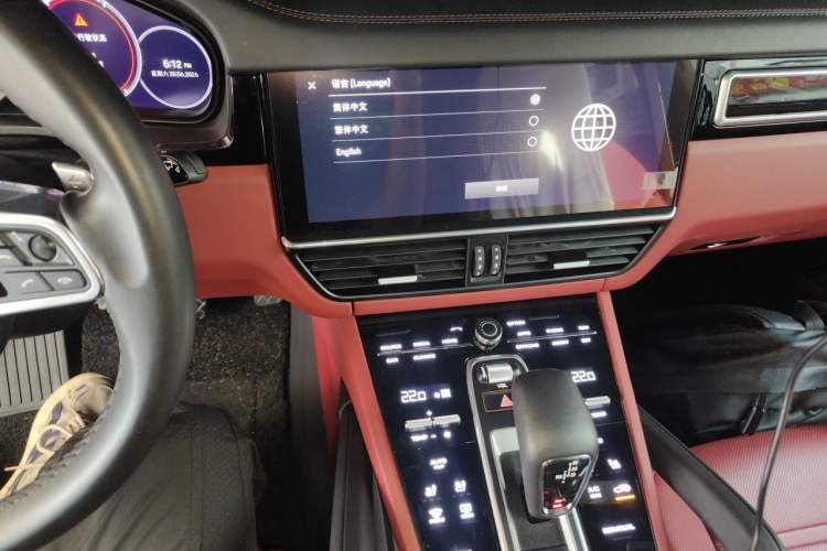 Used Porsche Cayenne 2023 Cayenne 3.0T Platinum Edition Audio And AC Panel