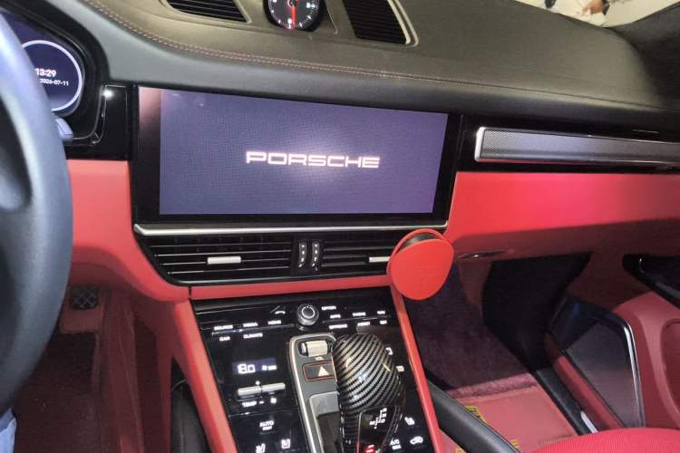 Used Porsche Cayenne 2023 Cayenne Coupé 3.0T Platinum Edition Audio And AC Panel