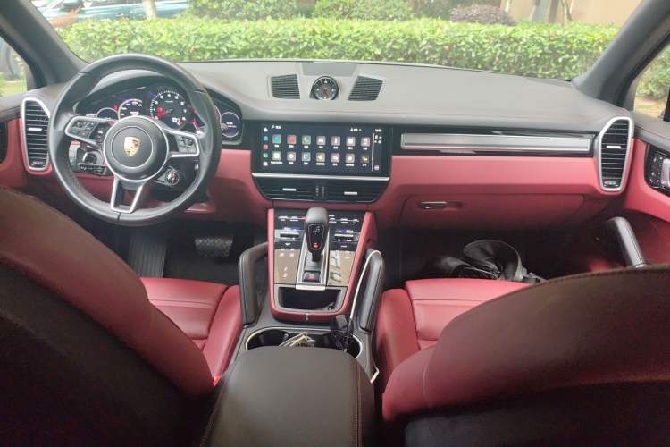 Used Porsche Cayenne 2023 Cayenne 3.0T Platinum Edition Center Console