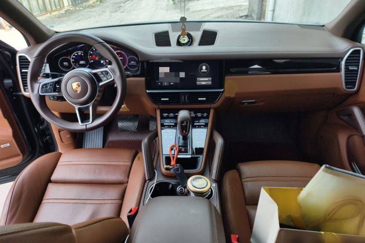 Used Porsche Cayenne 2023 Cayenne 3.0T Center Console