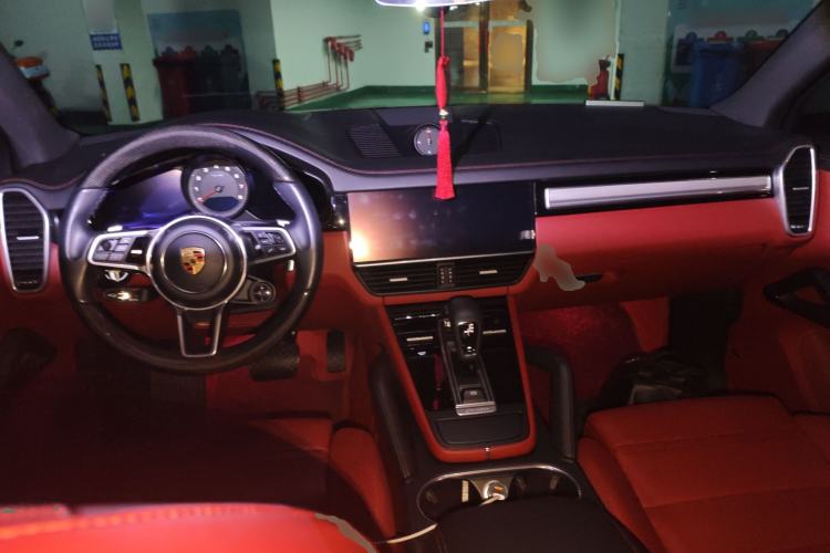 Used Porsche Cayenne 2023 Cayenne 3.0T Platinum Edition Center Console