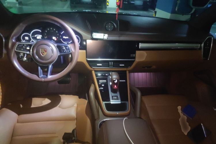 Used Porsche Cayenne 2023 Cayenne 3.0T Platinum Edition Center Console