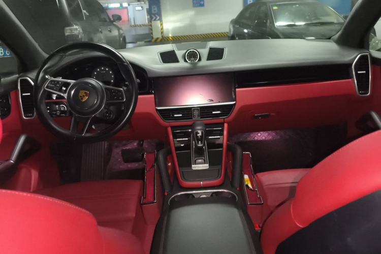 Used Porsche Cayenne 2023 Cayenne 3.0T Platinum Edition Center Console
