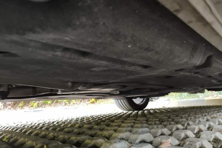 Used Porsche Cayenne 2023 Cayenne 3.0T Platinum Edition Chassis Front Left